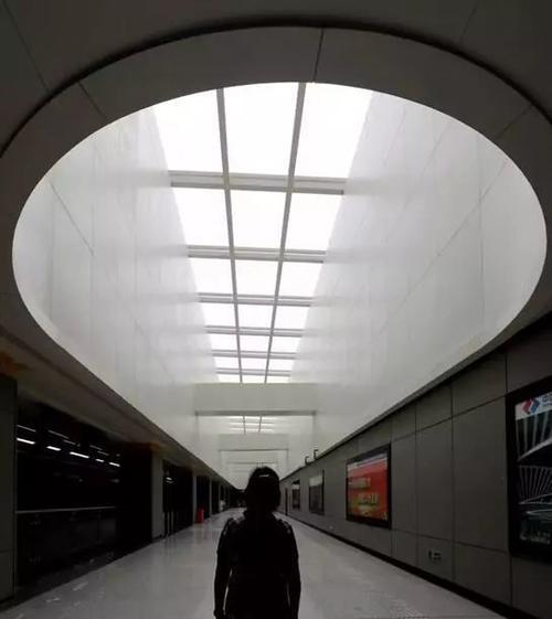 地铁有天窗吗(地铁有天窗吗
)  第3张