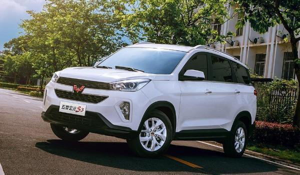 五菱宏光s3是面包车还是suv(五菱宏光s3新款2022款要多少钱
)  第2张