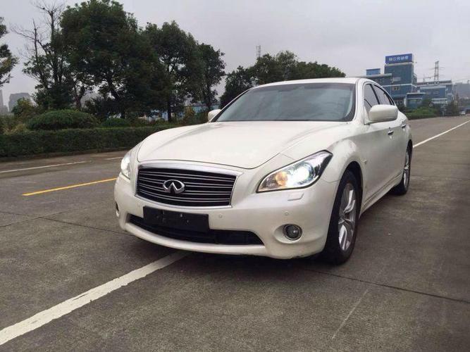 汽车有用:英菲尼迪m25是后驱的吗,英菲尼迪m25十年使用感受
第3张