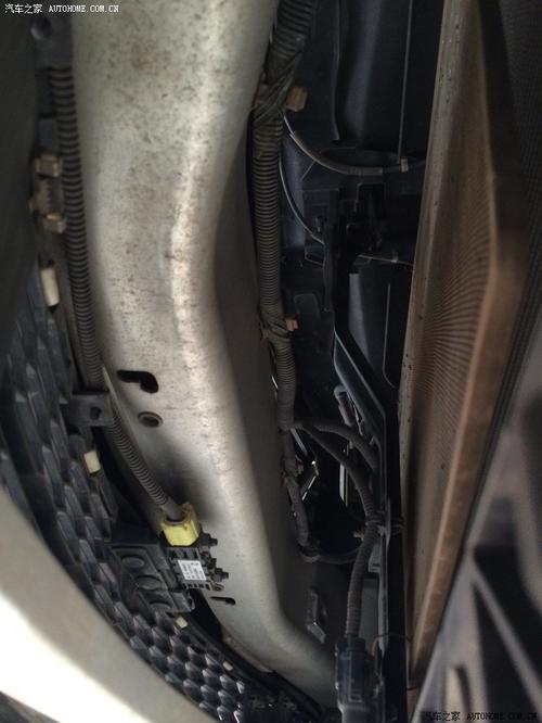 汽车有用:英菲尼迪m25用了什么悬架?英菲尼迪m25驾驶感受
第4张