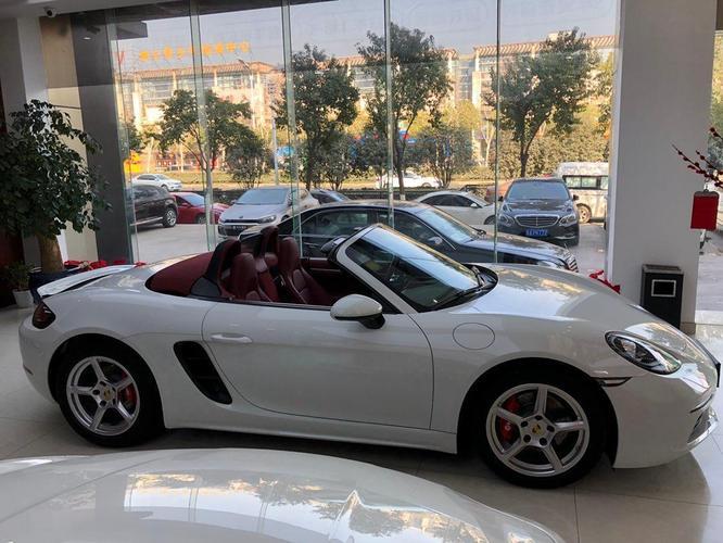 汽车有关:保时捷718敞篷版是软顶的吗(图) 第2张