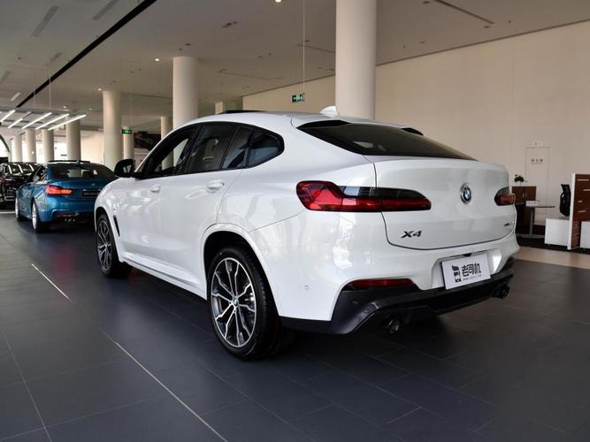 车知识：宝马x4和x6是同级别的吗(图)  第2张