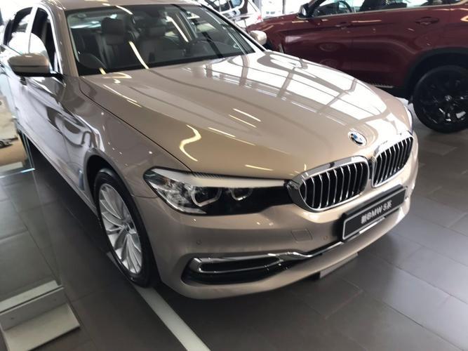 汽车有用：宝马5系进口版轴距多长(图)  第3张