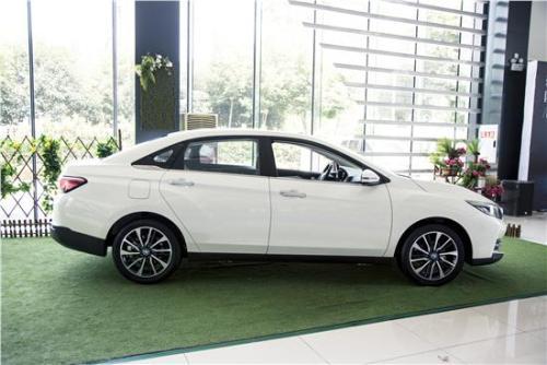 汽车分享：启辰d60plus是什么级别的轿车(图)  第5张