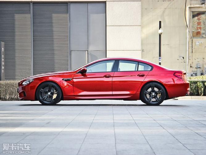 了解汽车：宝马m6四门版车身尺寸多大(图)  第2张