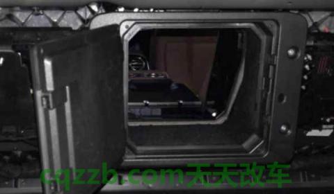 车载冰箱夏天放在车里安全吗(改装车载冰箱需要注意什么)  第2张