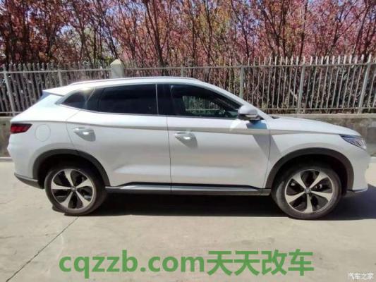 关于汽车：比亚迪宋油电混合价格2021款suv 比亚迪宋plusdmi2021款售价  第2张