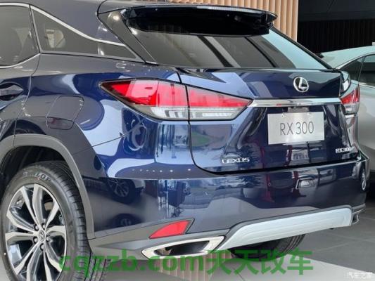 解答：雷克萨斯rx300都有什么配置 雷克萨斯rx300哪个配置卖的最多  第2张