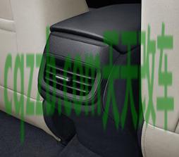 汽车知识：后排出风口_什么是后排出风口  第2张