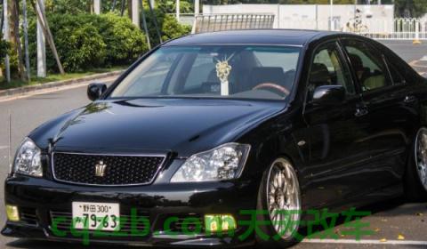 十二代皇冠是哪一年的(在售皇冠车型为哪一款) 第3张