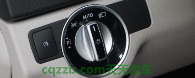 聊聊：开了AUTO还要开别的灯么(机动车辆都有哪些自动功能)