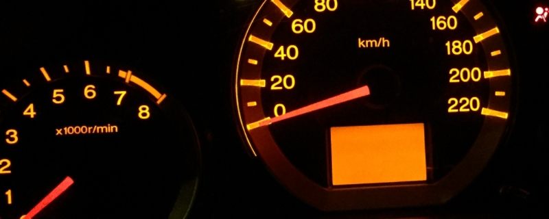 车子打不着火哒哒声音(车辆如何正常的启动)  第1张