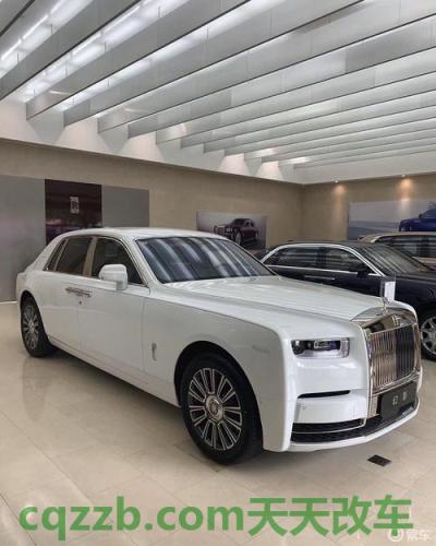 解答汽车：劳斯莱斯量身定制的太空太空之旅 劳斯莱斯库里南推出售价为卢比6.95千万卢比  第3张