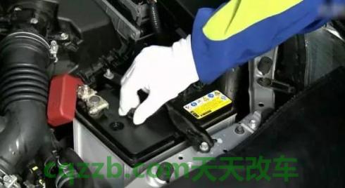 了解汽车:汽车蓄电池更换技巧_什么是汽车蓄电池更换技巧 第23张