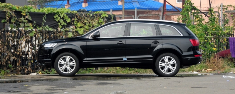 奥迪q7涉水深度是多少(奥迪q7的车身尺寸数据是什么)