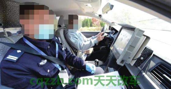 科三上车后操作的顺序(绕车检查)  第3张