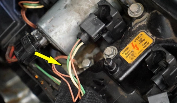 点火线圈要4个一起换吗(点火线圈有几种)  第3张