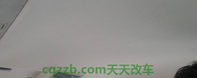 小车顶棚布脱胶了怎么办(小车顶棚布可以更换吗)