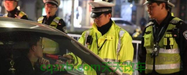 车子脱保了被交警抓到怎么办(第二年可以不在原保险公司购买交强险吗)