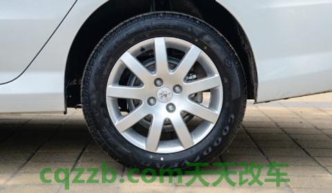 前后轮胎不同品牌可以吗(车辆前后轮胎型号可以不同吗) 第2张