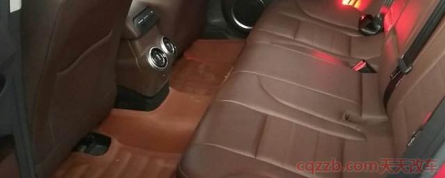 wey vv7后排中间多高(wey vv7来自于哪个品牌)