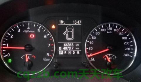 福特仪表盘i亮黄灯(车辆没有故障仪表盘等会亮吗)  第2张