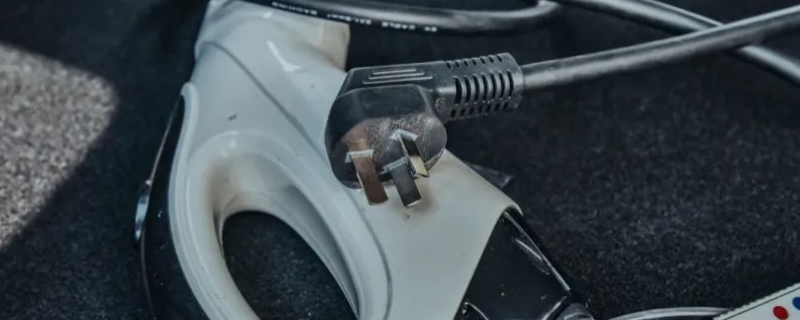 五菱mini能直接家里充电吗(五菱宏光MINIEV的生产厂商是哪里)