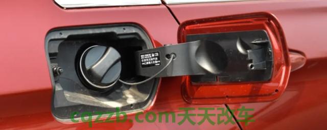 讲解一下：宝马3系油箱多少升(宝马3系的车身尺寸数据是什么)