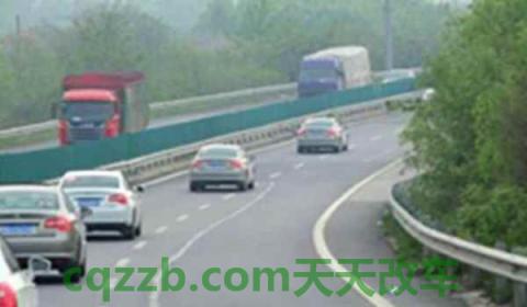高速实线变道被拍几率大吗(高速公路行驶车辆需要注意什么)  第2张