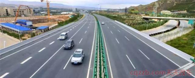 高速车道限速标准(高速公路安全行驶规范原因)  第1张