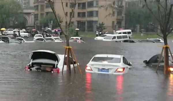 静态泡水车还能开吗(车辆通过涉水路段后需要检查什么)  第3张