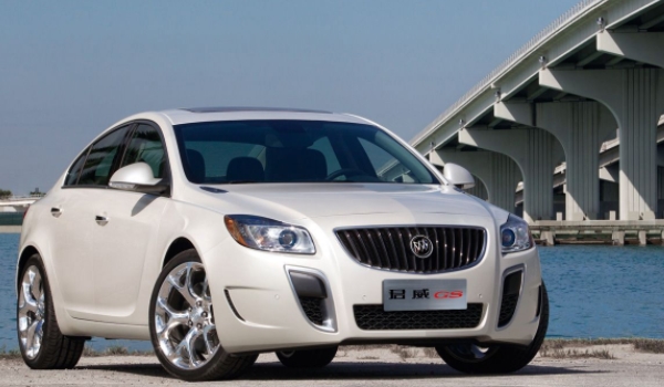 君威是b级车吗(君威的车身尺寸数据是什么)  第2张