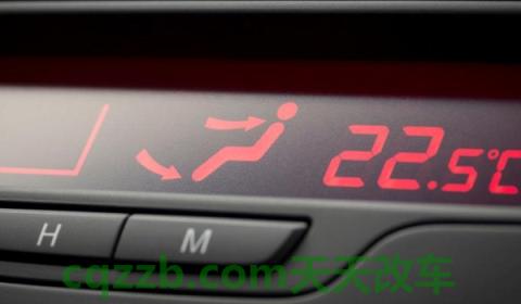 睡车里不开窗会不会闷死(车内取暖应该是用什么)  第2张