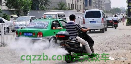 车友：摩托车排气管冒黑烟加不上油 摩托车排气管冒黑烟是怎么回事  第2张