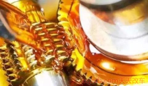 汽车保养机油多久一次(汽车长时间不换机油会怎么样) 第3张