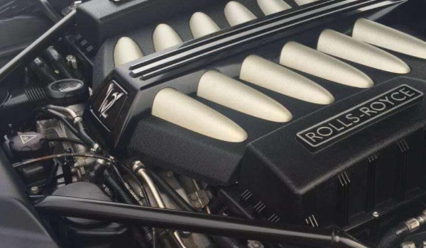 探讨一下:发动机机脚垫多久换一次(发动机需要定期保养吗) 第3张