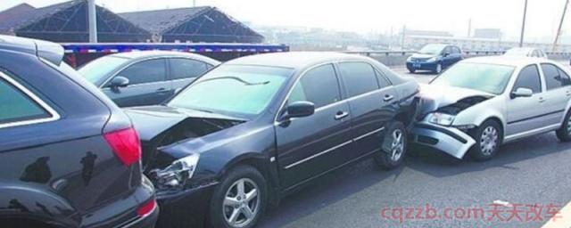 追尾是前车受损严重还是后车(追尾的时候为什么后车受损严重)  第1张