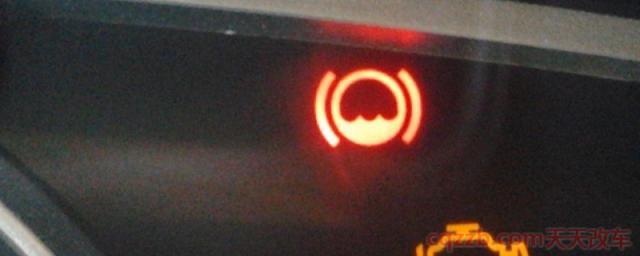 三元催化器故障灯反复亮(三元催化器的主要作用)