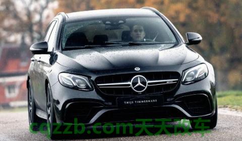 奔驰30万左右的车(购买奔驰车辆可以私自改奔驰标志吗)  第2张