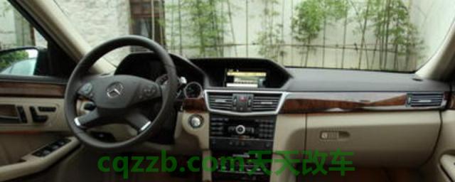 奔驰e300保养复位方法(奔驰e300的车身尺寸数据是什么)  第2张