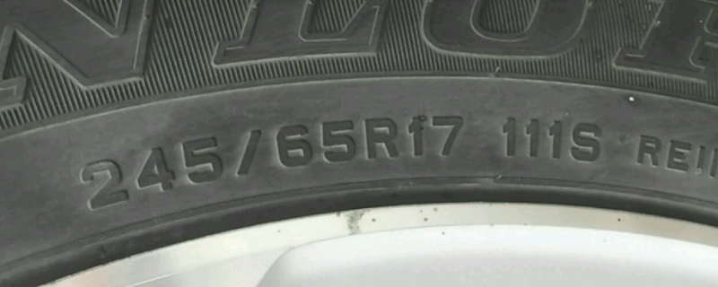 轮胎多久或者多少公里换一次(轮胎上能安装什么安全配置)