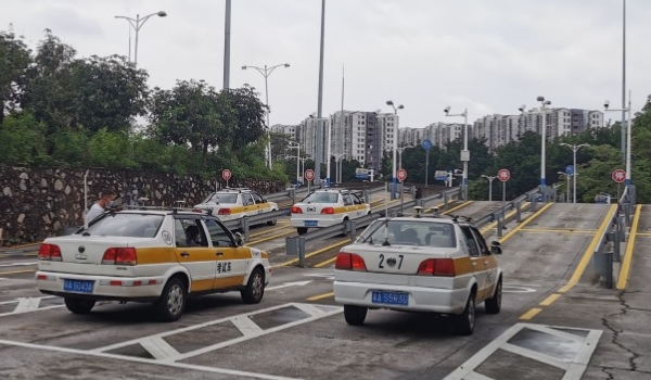 科目二挂科丢人吗(机动车驾驶证科目二当天可以考几次)  第3张