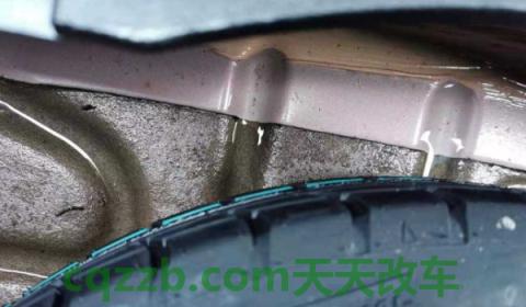 揭秘：后排座椅进水要不要紧(车辆后排进水的原因)  第3张