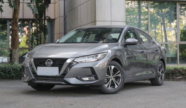 闲谈一下：轩逸变速箱油多久换一次(轩逸的生产厂商是哪里)  第3张