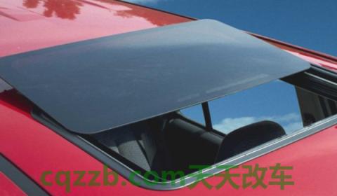 看一下：汽车天窗漏水用什么胶密封(车辆天窗使用的注意事项)  第3张