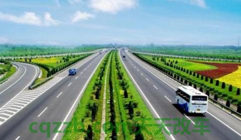 双向四车道是几个车道(车辆在双向四车道行驶需要注意什么)  第3张