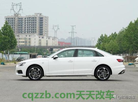 汽车有关：奥迪a4是什么级 奥迪a4是前轮驱动吗  第2张