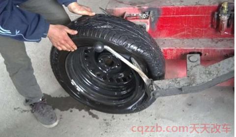 车轮胎一般几万公里就要换新的(车辆轮胎更换需要注意什么)  第3张