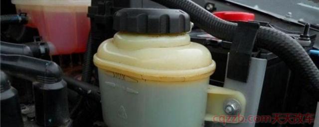 方向盘突然打不动很沉(方向盘上面都有哪些功能)  第1张