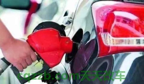 加油站怎么才让桶加油(加油站加油需要注意什么)  第2张